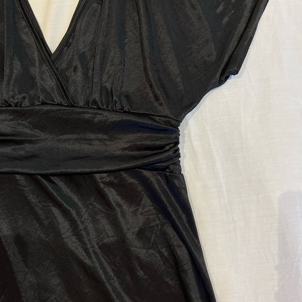 Satin black v neck top - Picture 5 of 6